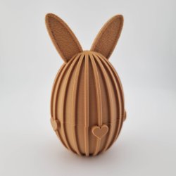 3D printet p�ske�g med kanin�rer og sm� hjerte-detaljer i rillet design