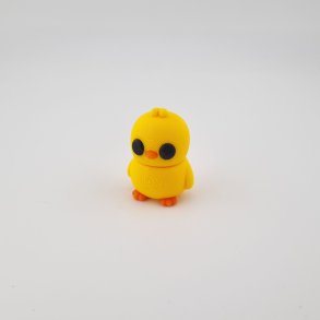 3D-printet kylling figur med bev�gelige led der kan st� eller ligge